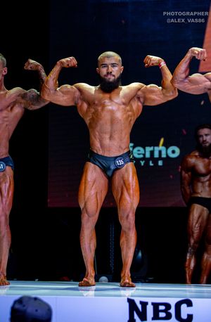 CLASSIC PHYSIQUE НОВИЧКИ